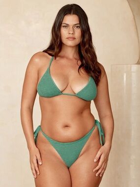 Monday Swimwear Pond Crinkle Palma Top